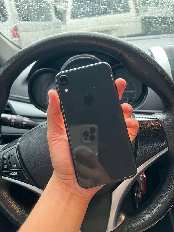 iPhone Xr Pta Approved 1