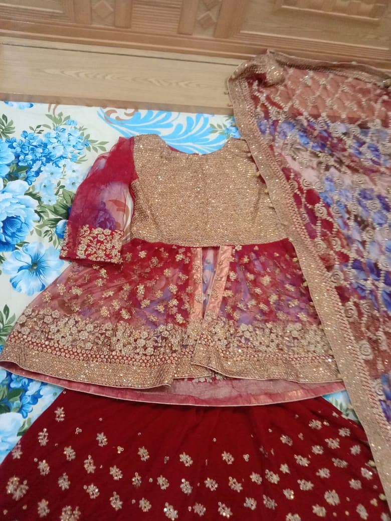 bridal lehnga for sell, call us 03002021888 sidra hammad 3