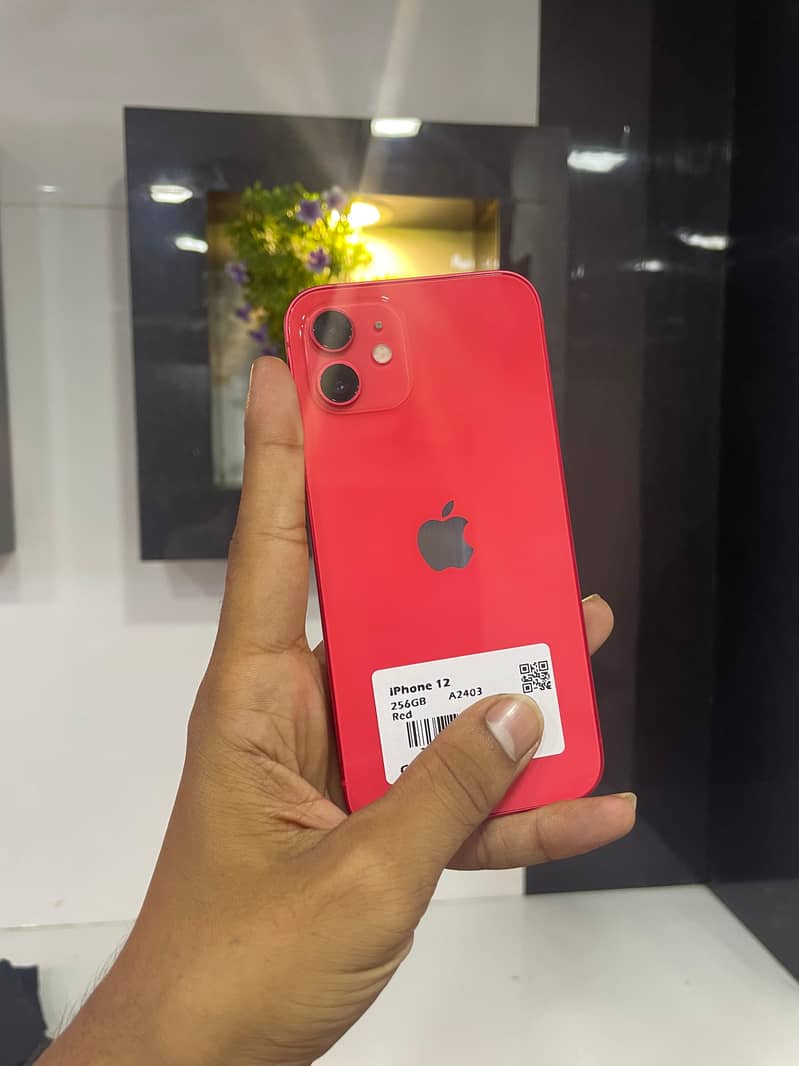 iPhone12 | PTA Approved | 256GB | 10/10 Pcs | Paper Kit | 100% Batery 5