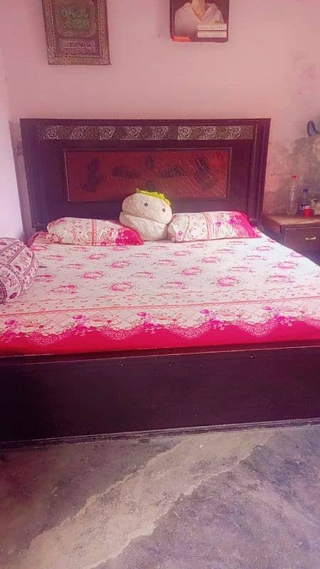 Bed set and included metress for sale urgant 6