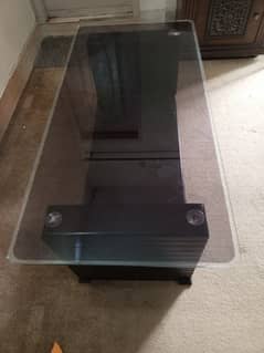 Sofa Table 3 piece New Condition