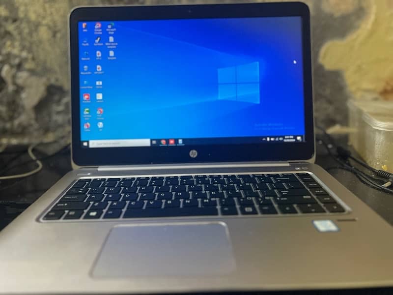 HP ELITEBOOK 1040 G3 Folio 1