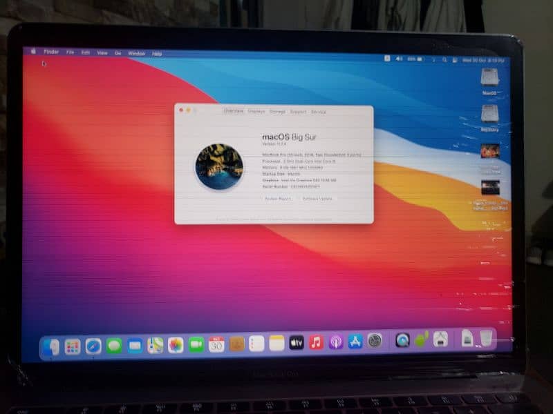 Apple Macbook Pro 2016 8GB Ram 256GB SSD 8