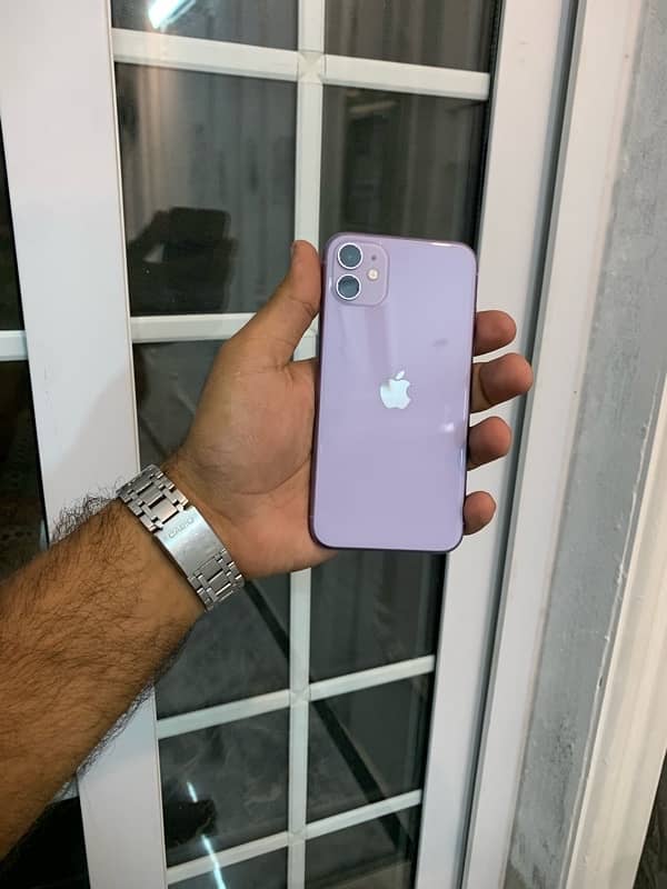 Iphone 11 (128 GB pta approved) 0