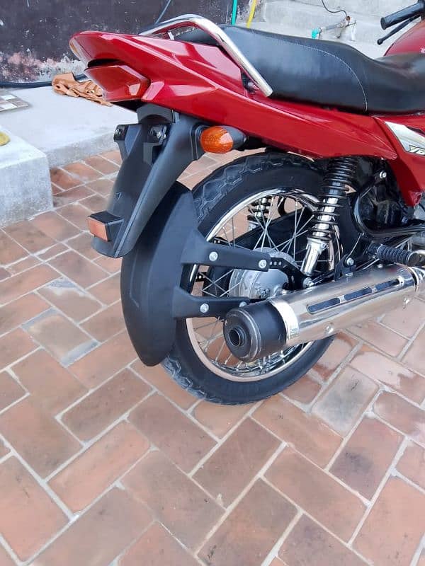 Yamaha YBR Z 2019 model mint condition 4