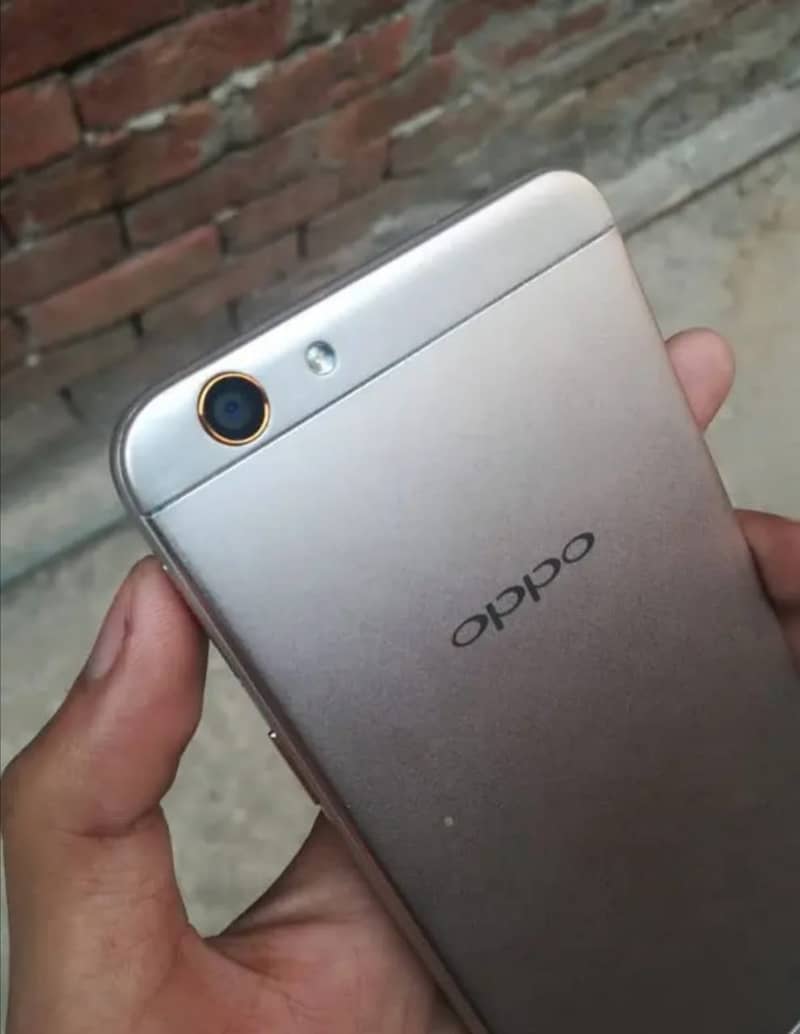 OPPO F1S 4gb 64gb 3