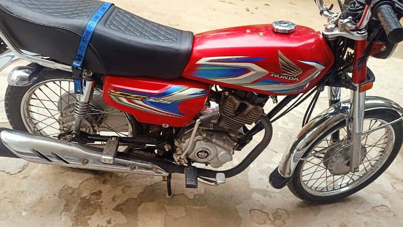 Honda CG 125 Model 2022 Peshawar registered 1