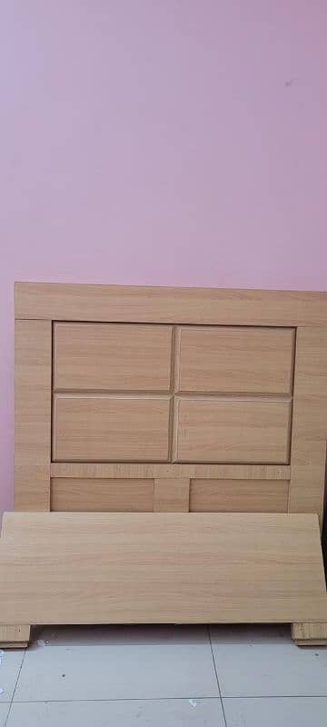 single bed with 2 door Almari 2