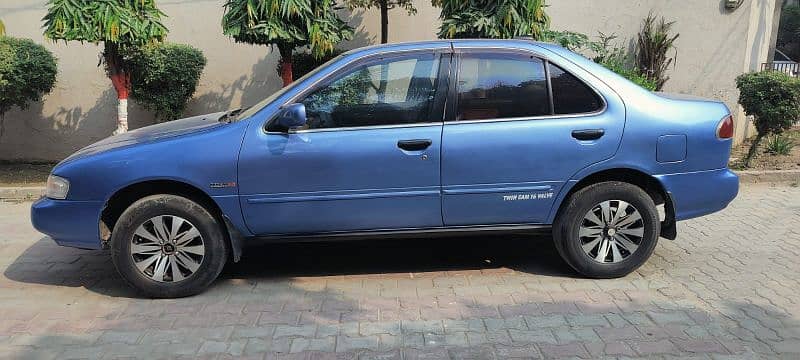 Nissan Sunny 1998 3