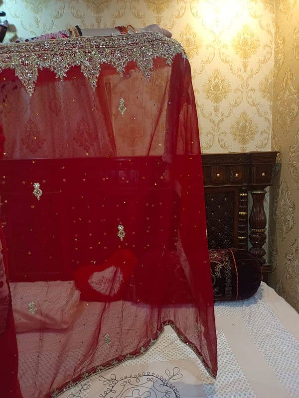 Bridal lehnga for sale 4