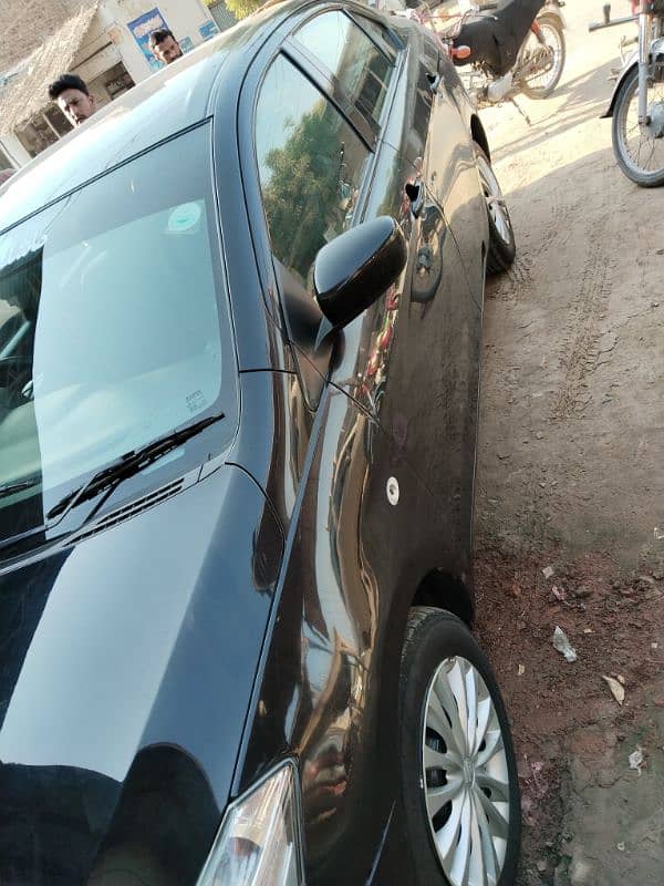 Suzuki Ciaz Genuine 2019 Glossy Black. 1