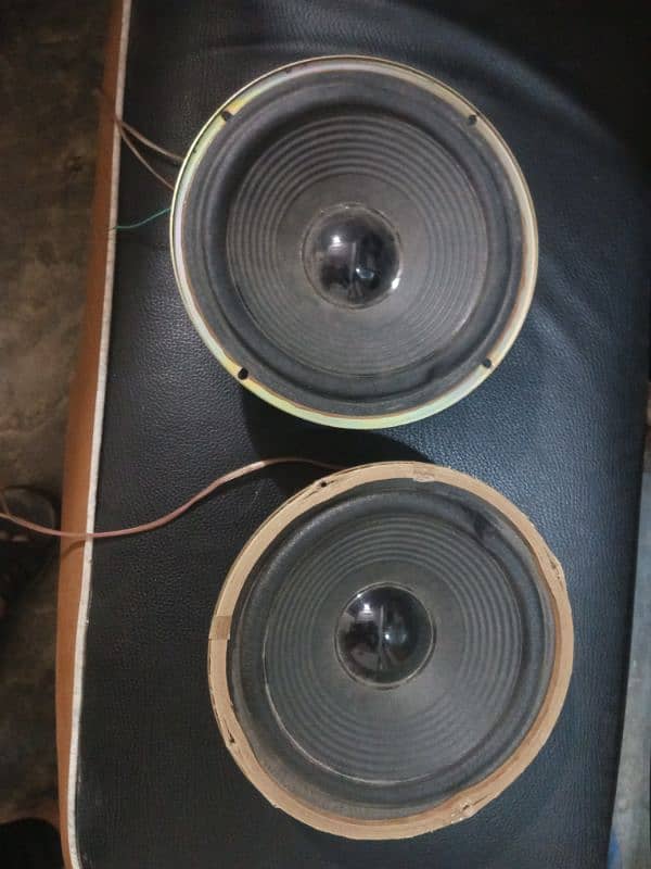 speaker 03453237833 2