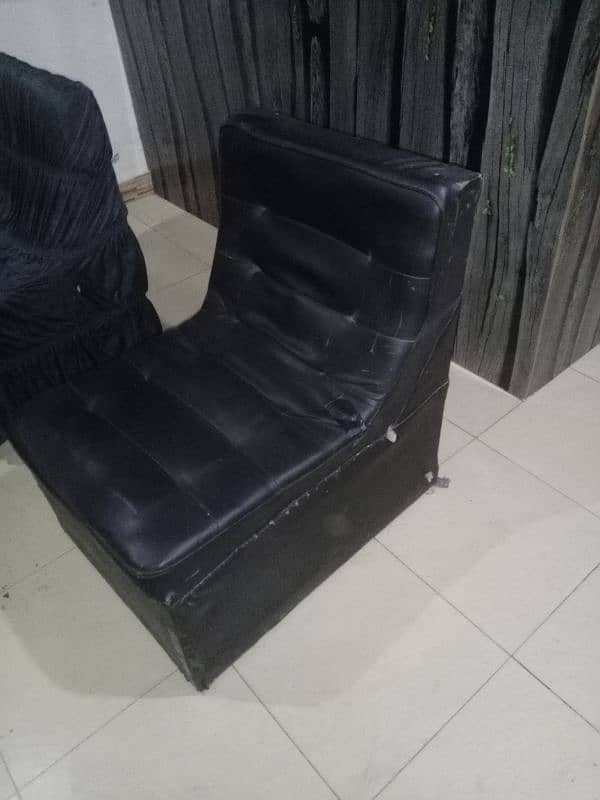 4 office sofa available 1