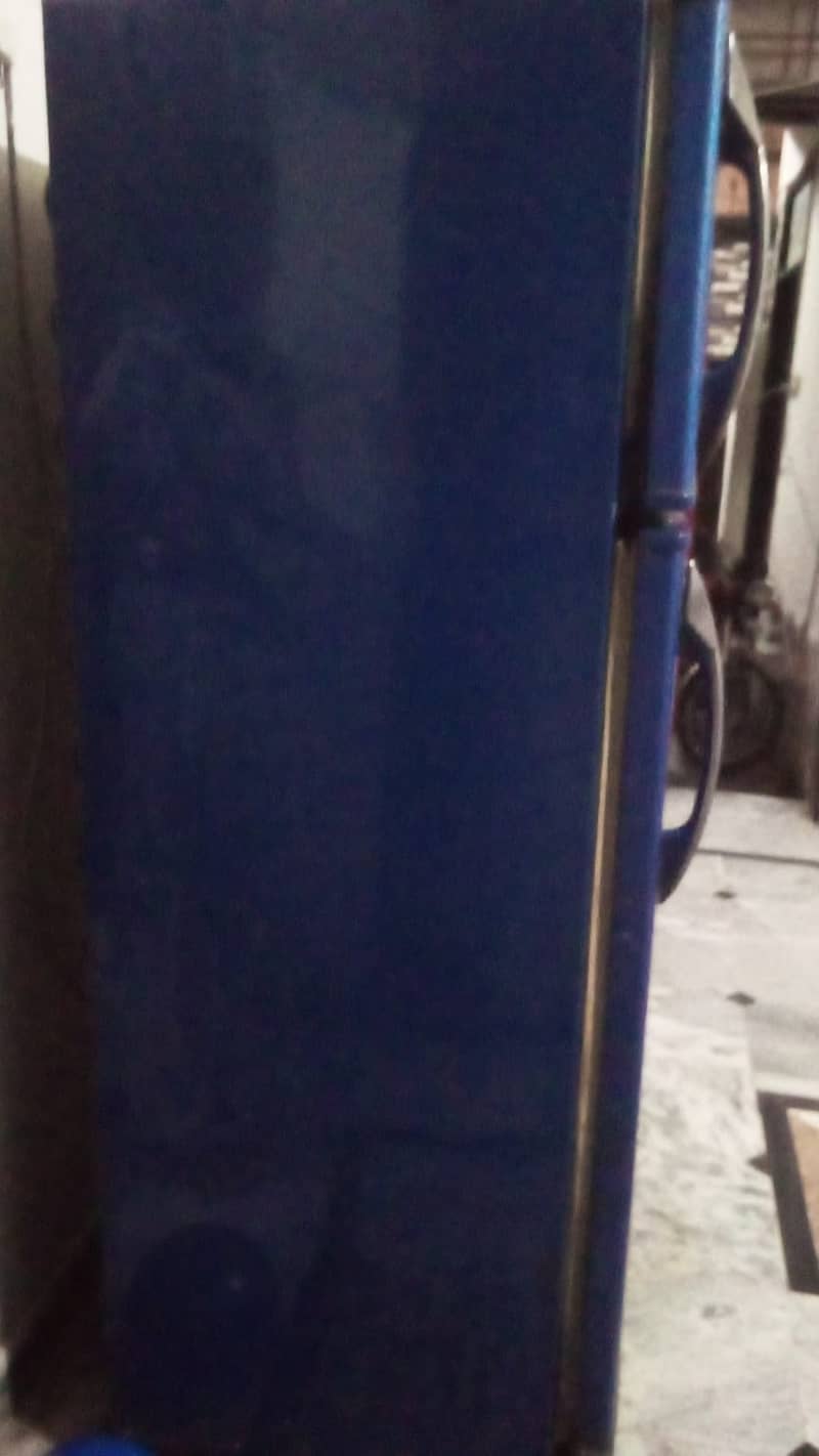 Singer Refrigerator for sale! 1