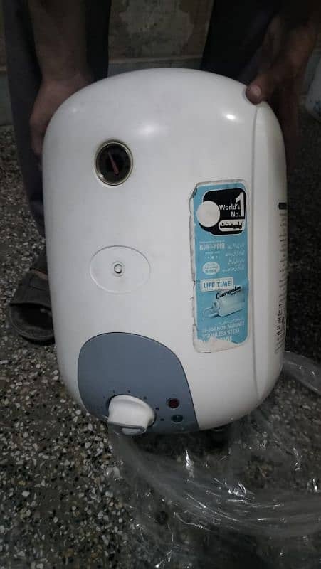 Boss Water Heater slightly used 3