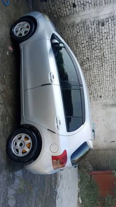 Toyota Vitz 2005