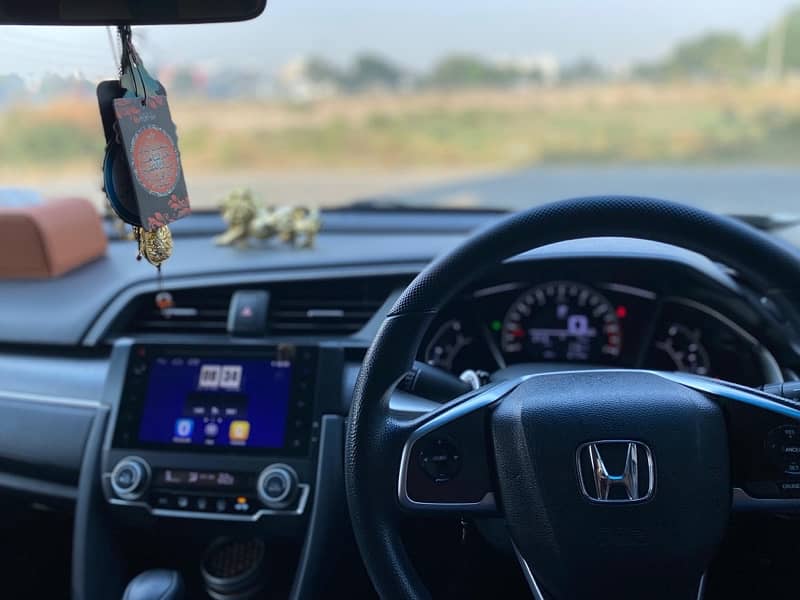 Honda Civic 1.8 Oriel 2017 Full Option UG 6