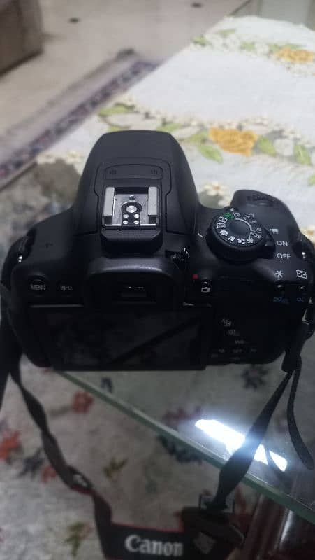 Canon EOS 700D- Good Condition 5