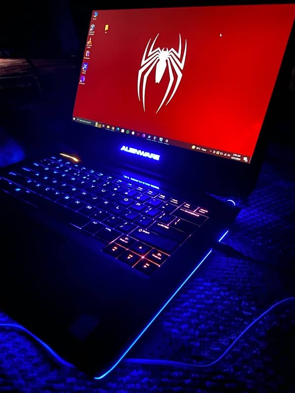 Alienware 14 Gaming Laptop I7 MQ-processor 2