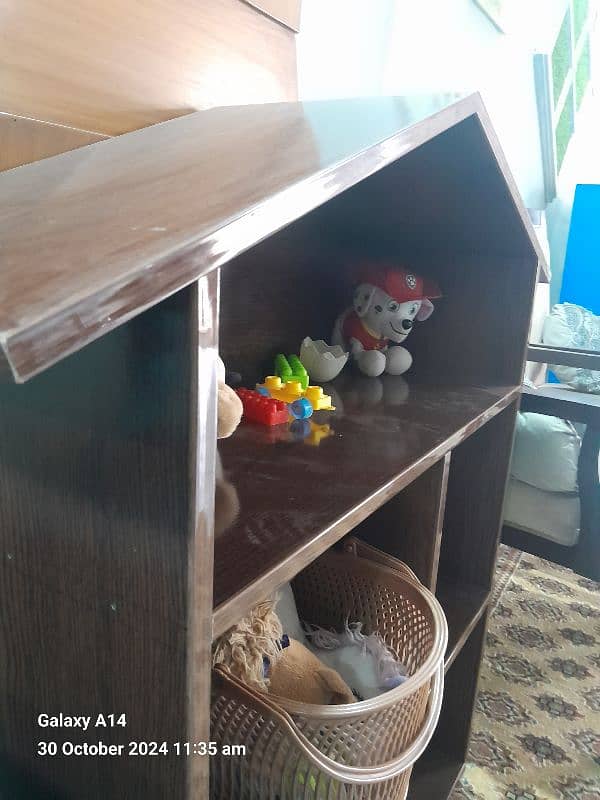 kids Dollhouse/Shelf/Rack 1