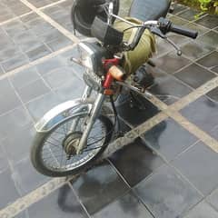 CD 70 bike