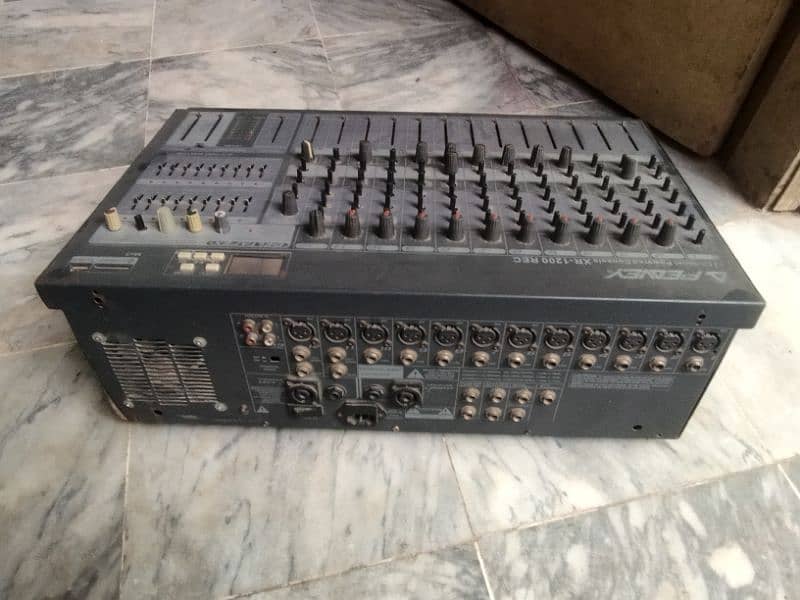 japani sp4 pair with 1200f mixer urgent sale condation 10 /10 1