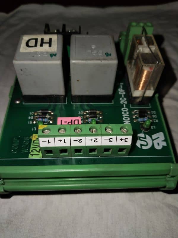 RELAY BOARD 12VOLT 2.5CH 2