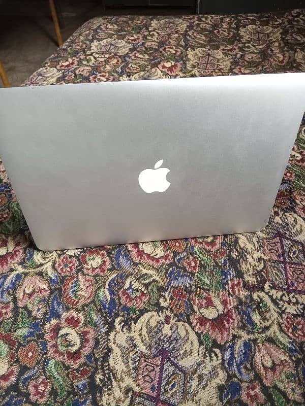 mackbook air early 2015 8 256 good condition exchange possible 4