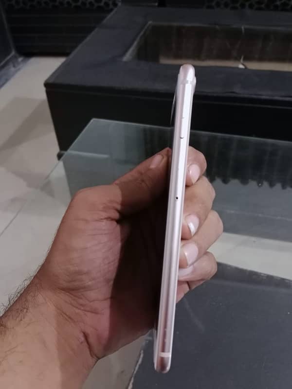 I phone 8 plus 64 gb coldan colour pta approved 2