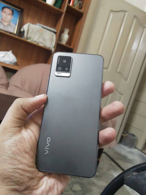 vivo v20 8+4+128 0