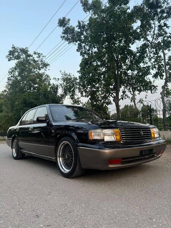 Toyota Crown 1993 4