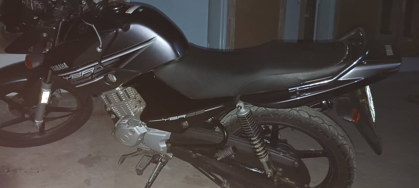 Yamaha YBR 125 Touring bike for sale 5