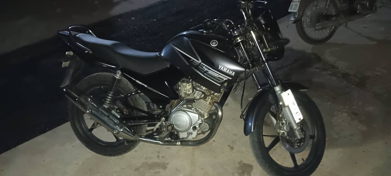 Yamaha YBR 125 Touring bike for sale 8