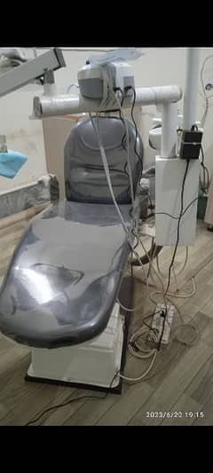 dental semi automatic chair with compressor for sale 0