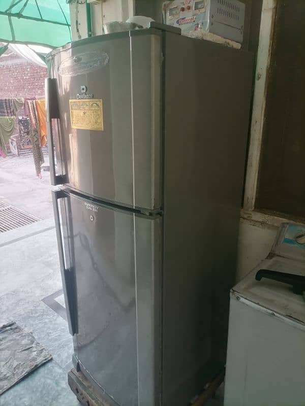 Dallins company freezer in good condition used for 1 or 2 years 4