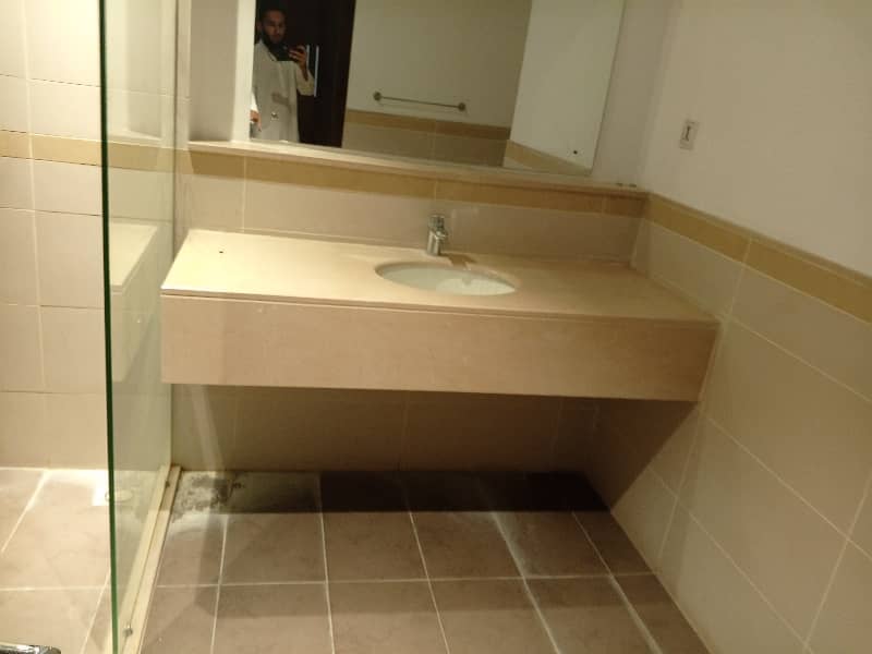 2 Bed Flat Plus Study Room, Attached Bath Approximately 3 Bed Attached Bath Best View 30