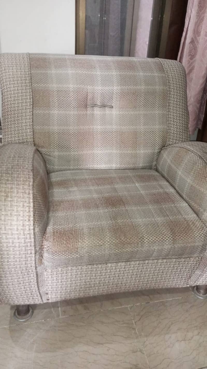 5 seater Sofa for Sale 0