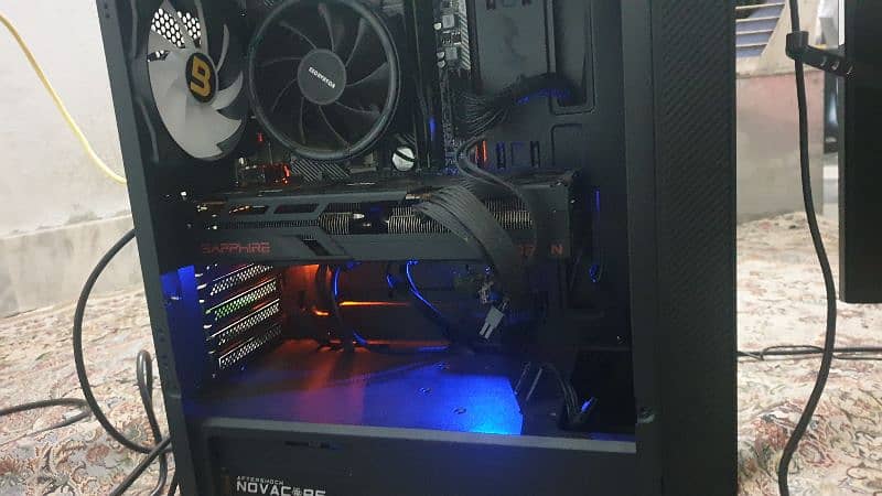 HIGH END GAMING PC - WITH GAMING MONITOR 4