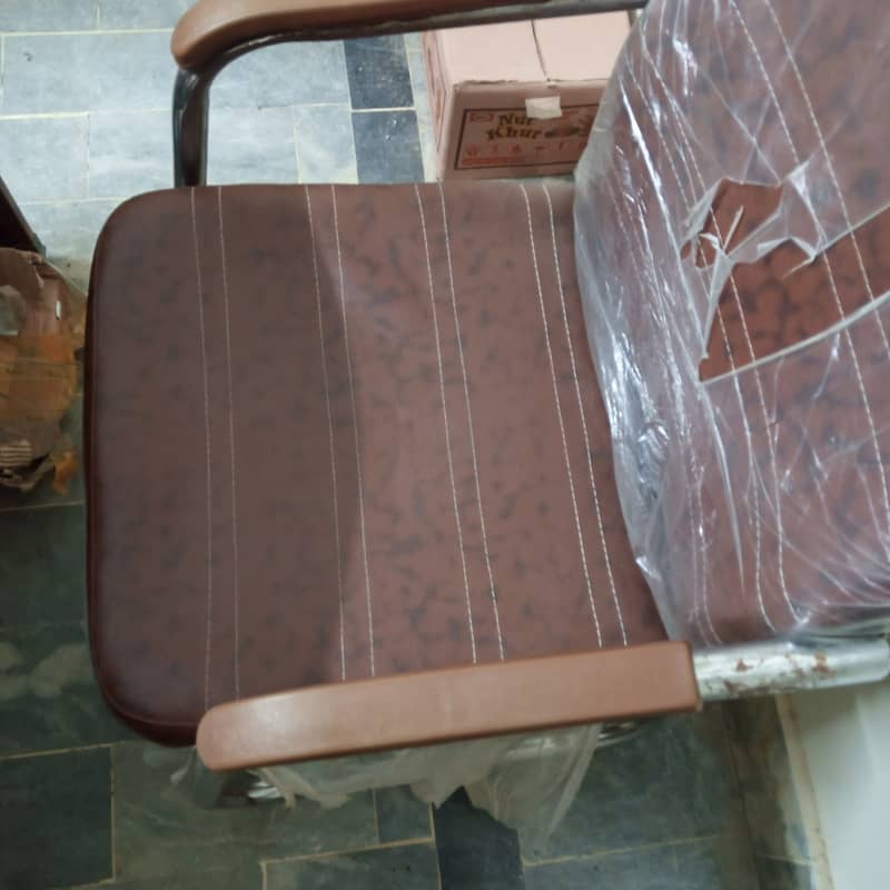 2Tables & 2chairs for sale 1