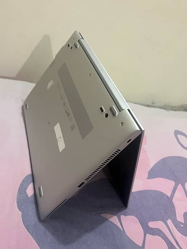 HP elitebook 256Gb 5