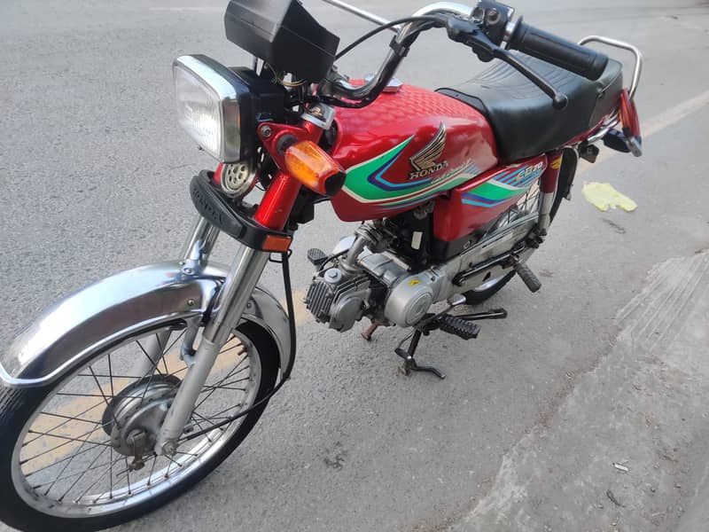 Honda CD 70 2017 for urgent sale 0