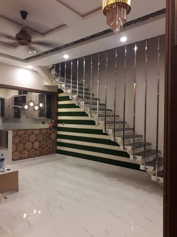 Bahria Town, phase 8, 7 Marla double unit house on investor rate 22