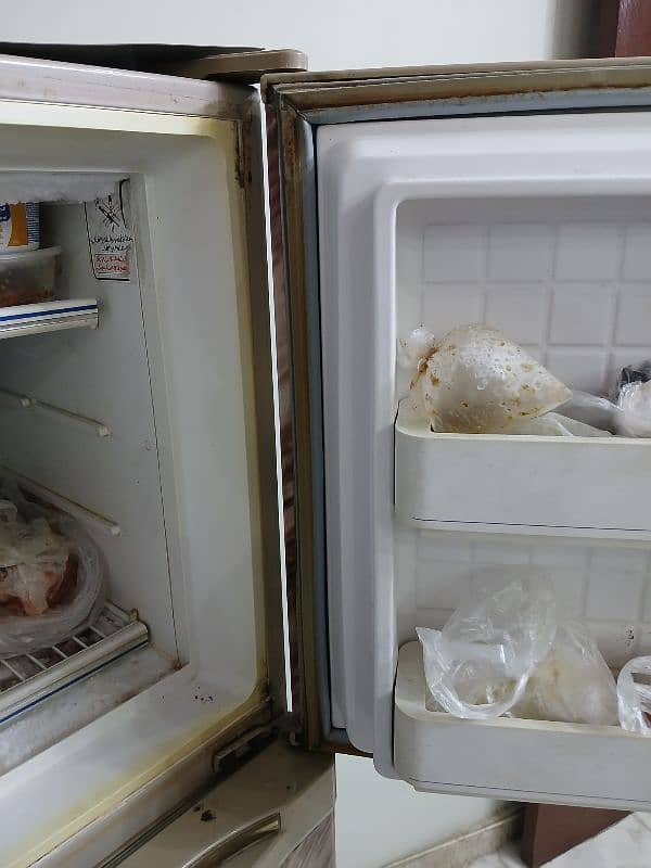 Dawlance Refrigerator 1