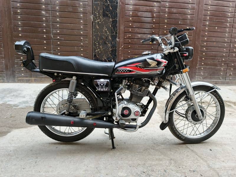 Honda 125 22 model  black 1