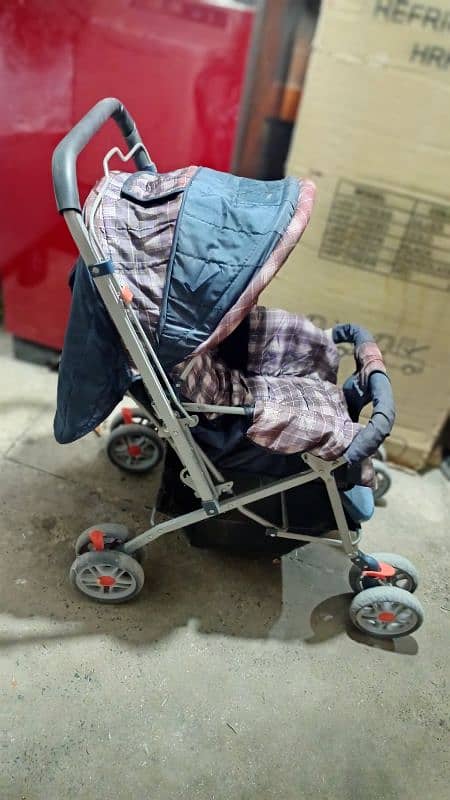 Baby pram/walkers 03328504020 7