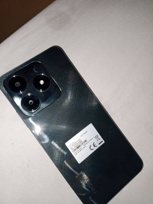 Realme C61 Green 1