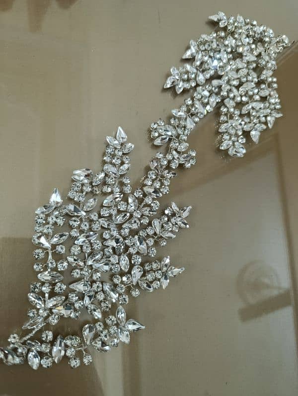 Bridal Head piece. 5