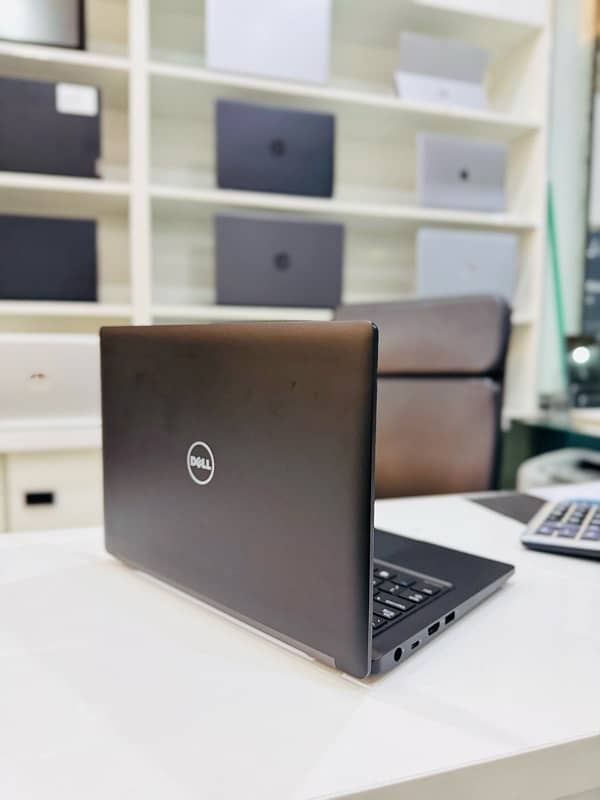 Dell Latitude 5280 Core i5 7th gen 8/256 ssd 0