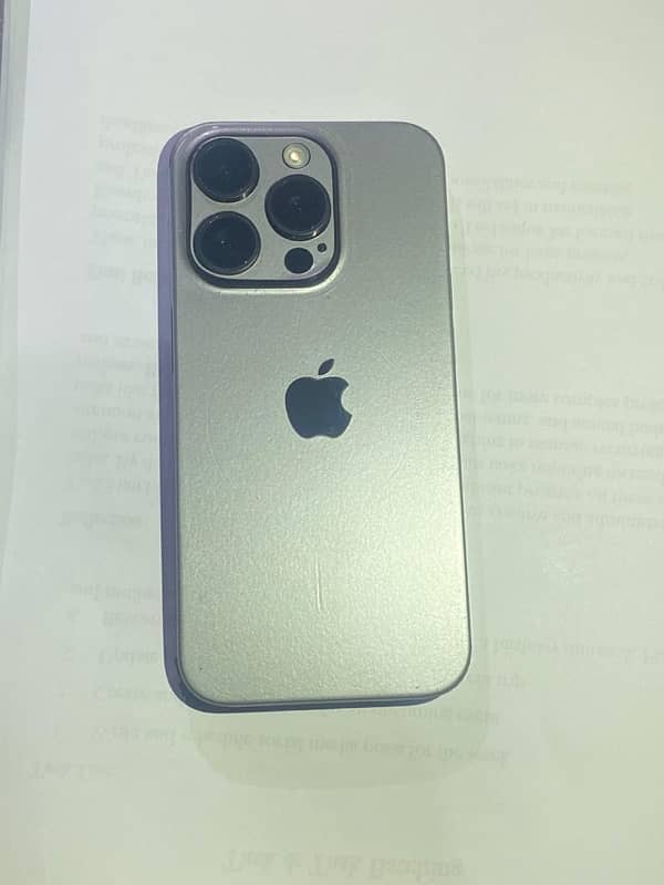 Iphone 15 pro LLA 2