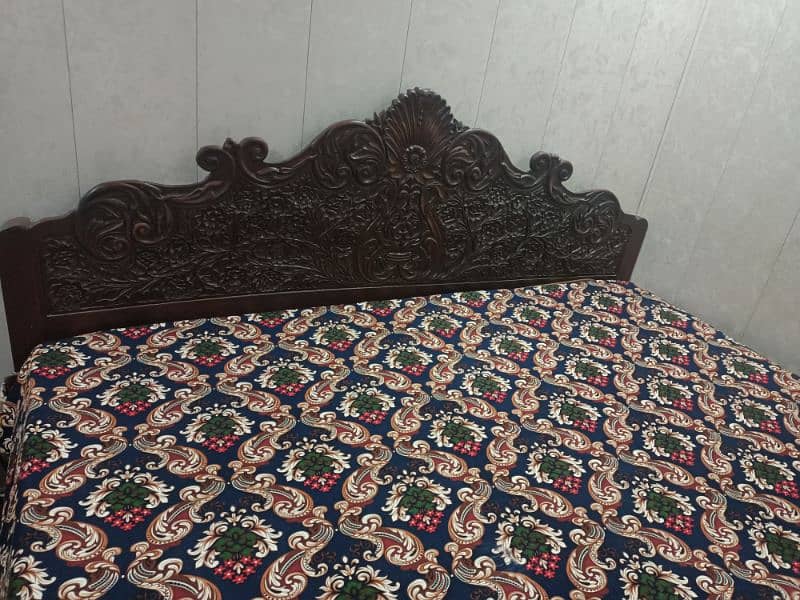 king bed 1